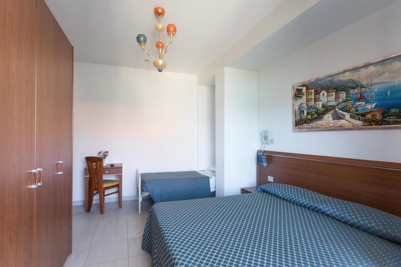Hotel Abruzzo 피네토 외부 사진