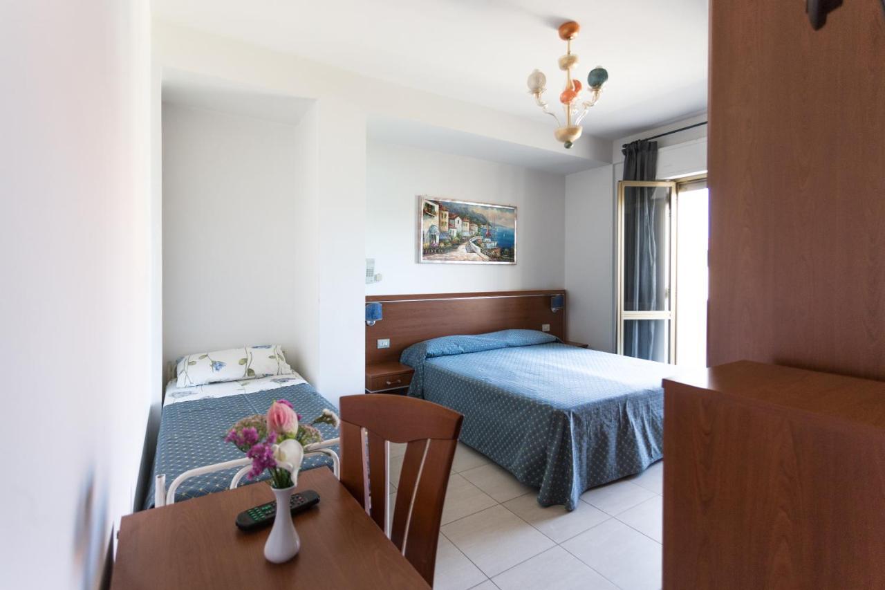 Hotel Abruzzo 피네토 외부 사진