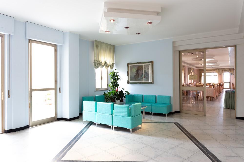 Hotel Abruzzo 피네토 외부 사진